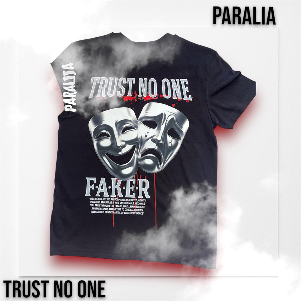 Black Trust no One T-shirt