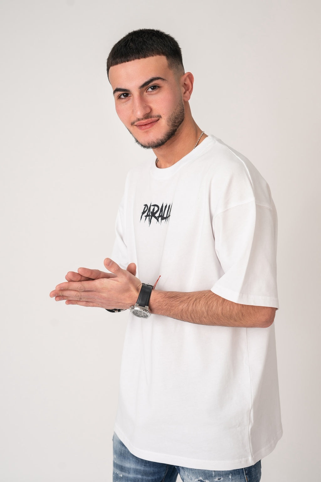 White Oversized Paralia